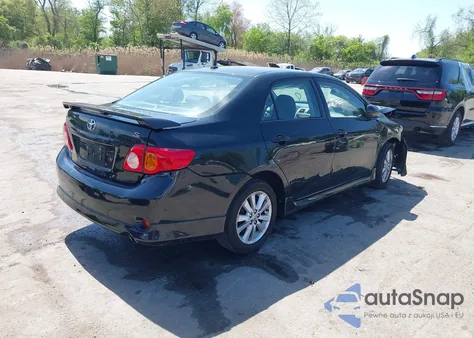 2010 Toyota Corolla S z USA, uszkodzony, nr VIN 2T1BU4EE8AC450883
